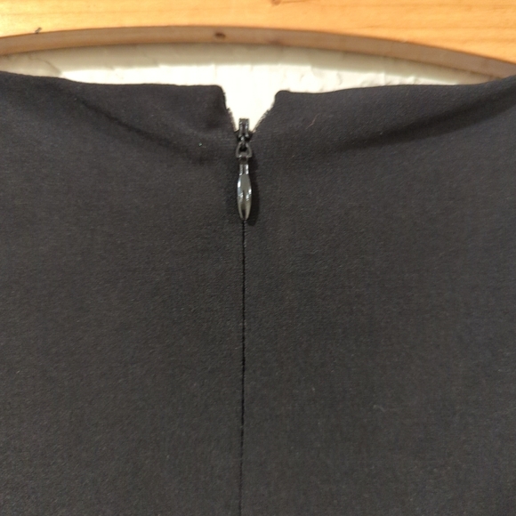 Calvin Klein Black Sheath Dress - Women's Size 6 Knee Length Gold Accent Classic - Picture 9 of 14